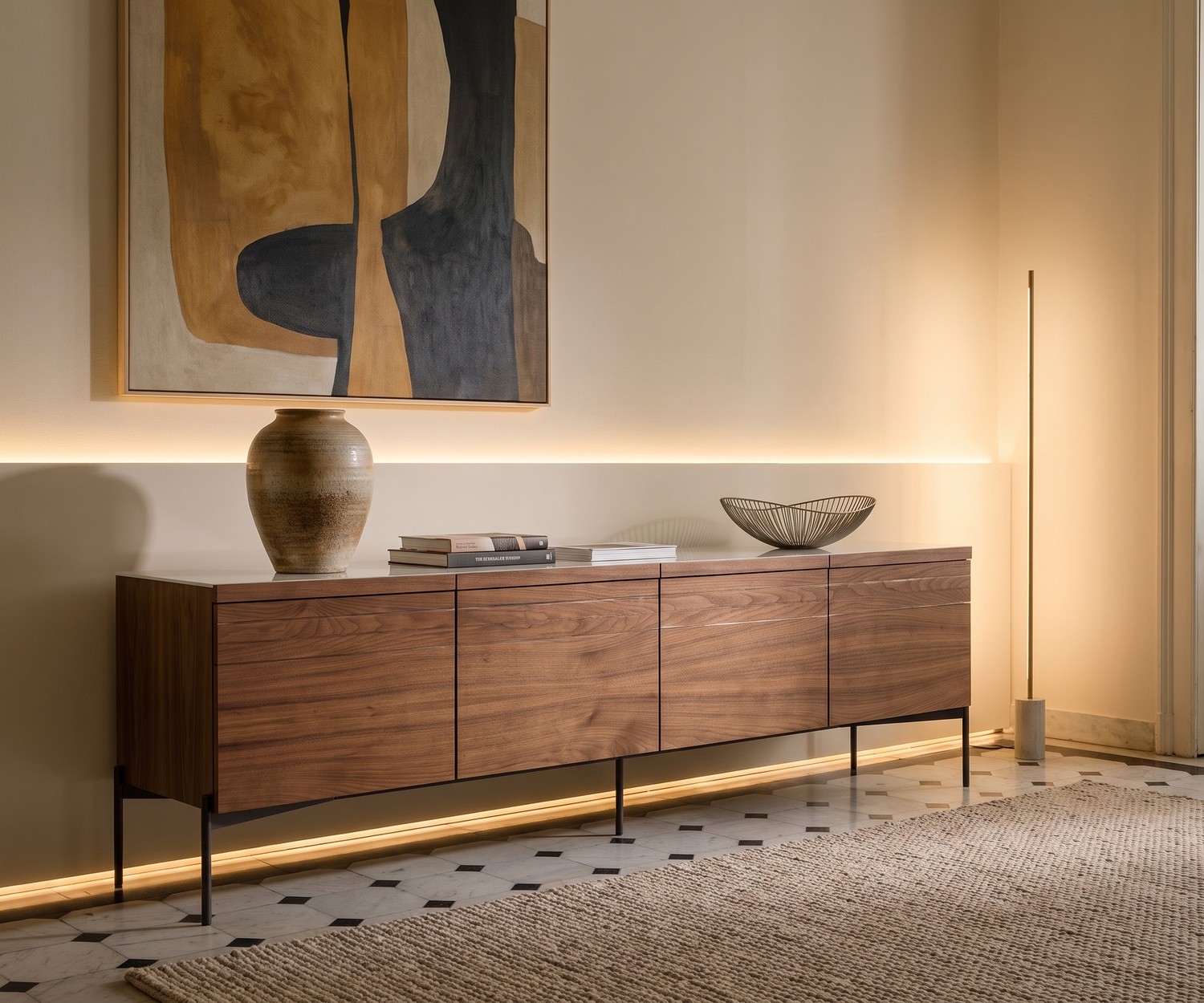 Buffet en bois moderne al2 o-rizon 003 Buffet design en bois al2 o-rizon 003 pour le salon, offrant du rangement sous un grand miroir rond de style moderne.