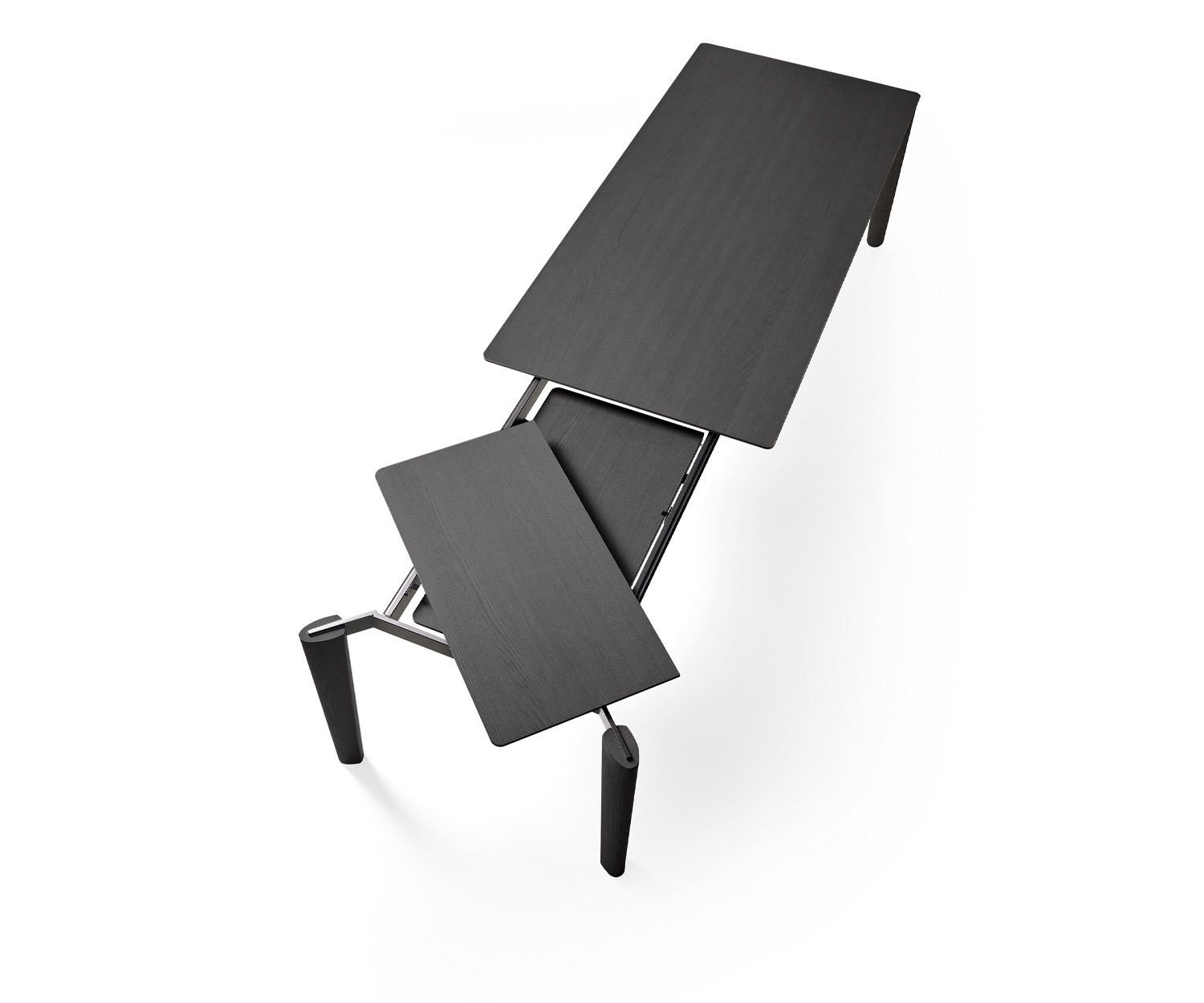 Cadre extensible Table de salle à manger Desco de Livitalia avec vue sur le premier plateau lors du montage