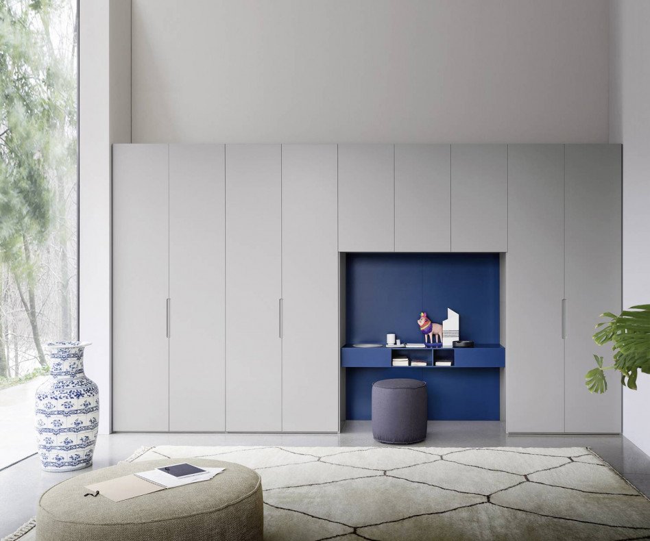 L'armoire Novamobili Vico offre un bureau intégré