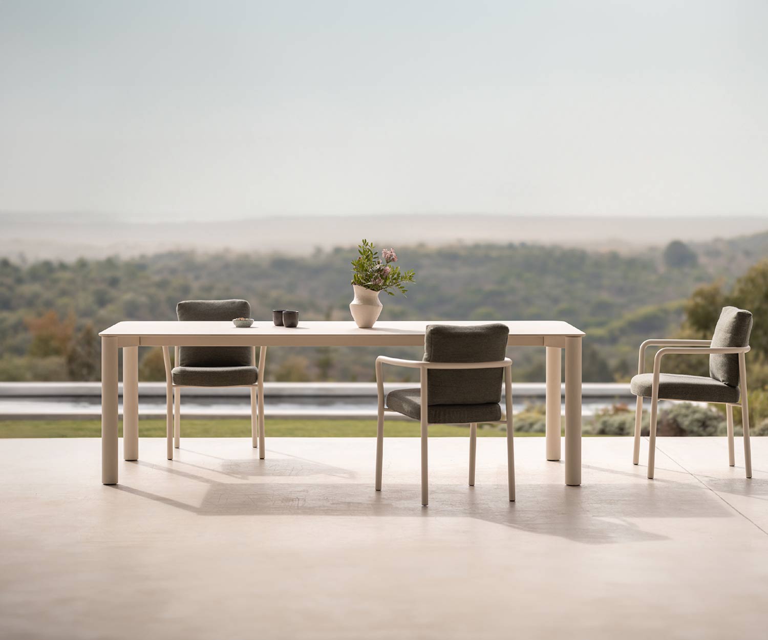 Todus Kori Classic Outdoor Table à manger Todus Kori Classic Outdoor Table à manger
