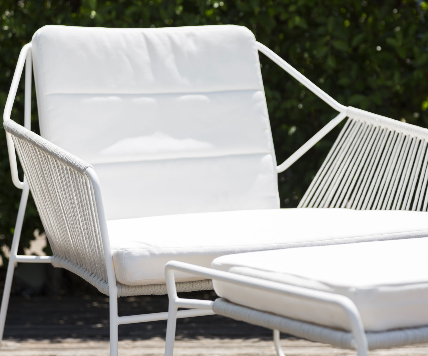 Haute qualité Oasiq Sandur inox cordon design tabouret en blanc Haute qualité Oasiq Sandur inox cordon design tabouret en blanc