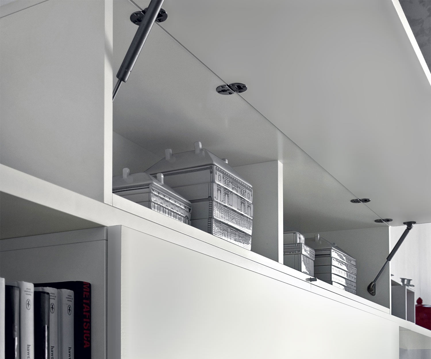 Éléments suspendus de salon design haut de gamme en blanc brillant Éléments suspendus de salon design haut de gamme en blanc brillant