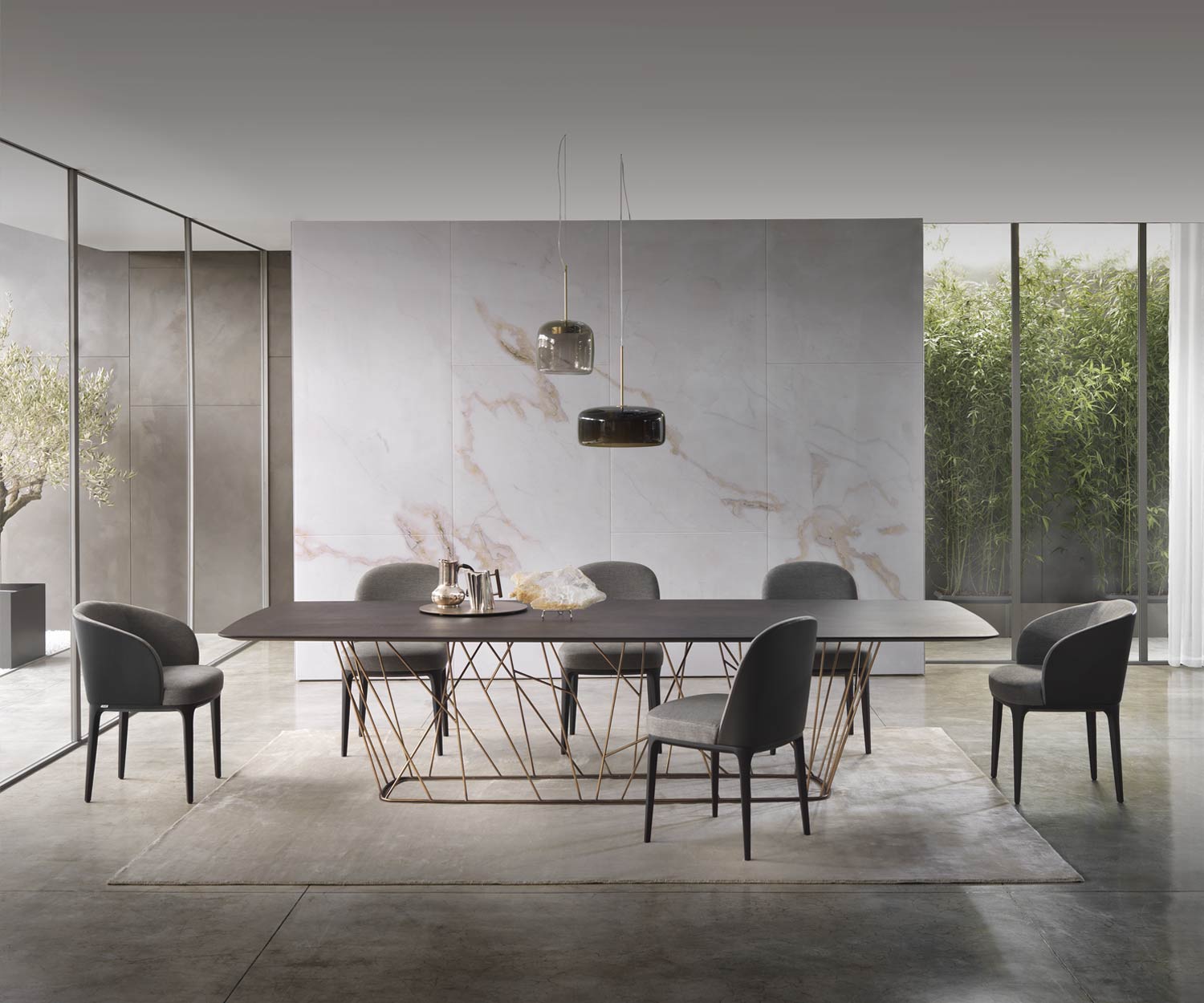 Fauteuil design haut de gamme Paris de Marelli à la table de conférence