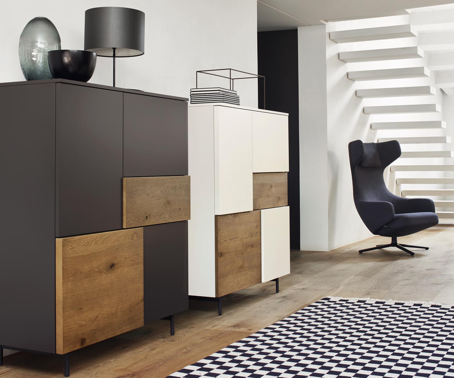 Exclusif Livitalia Design Highboard Incontro avec tiroirs et portes sans poignées