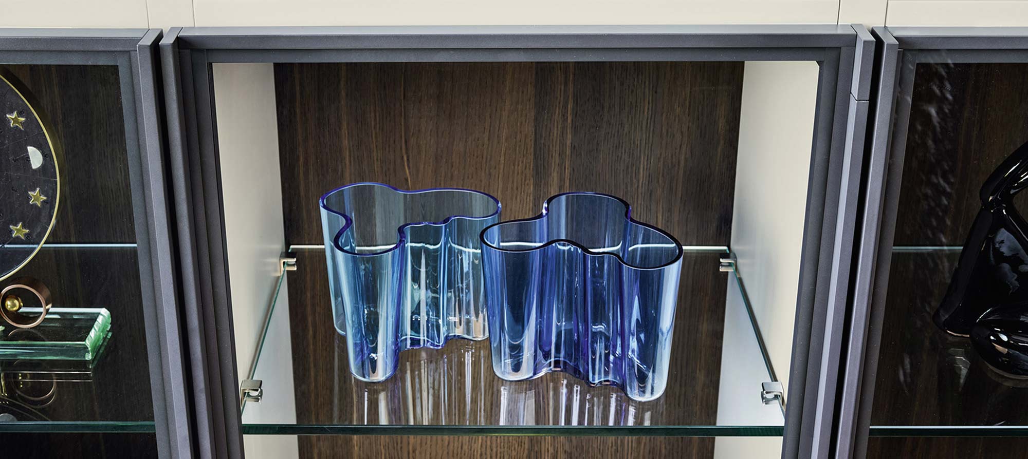 Vitrines en verre Étagère en verre Vitrines en verre Étagère en verre