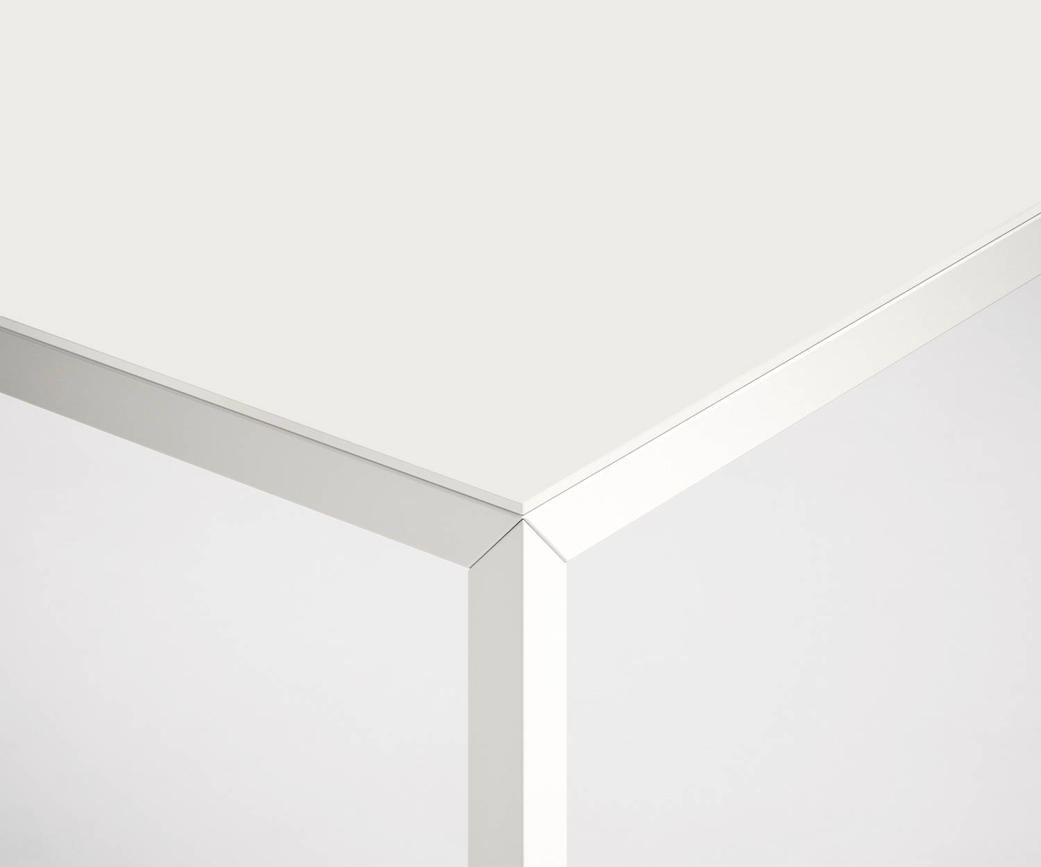 Table de salle à manger design laquée blanc mat Filo de Novamobili Table de salle à manger design laquée blanc mat Filo de Novamobili