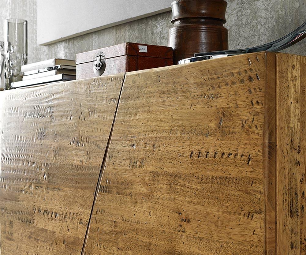 Buffet en bois massif aspect vintage