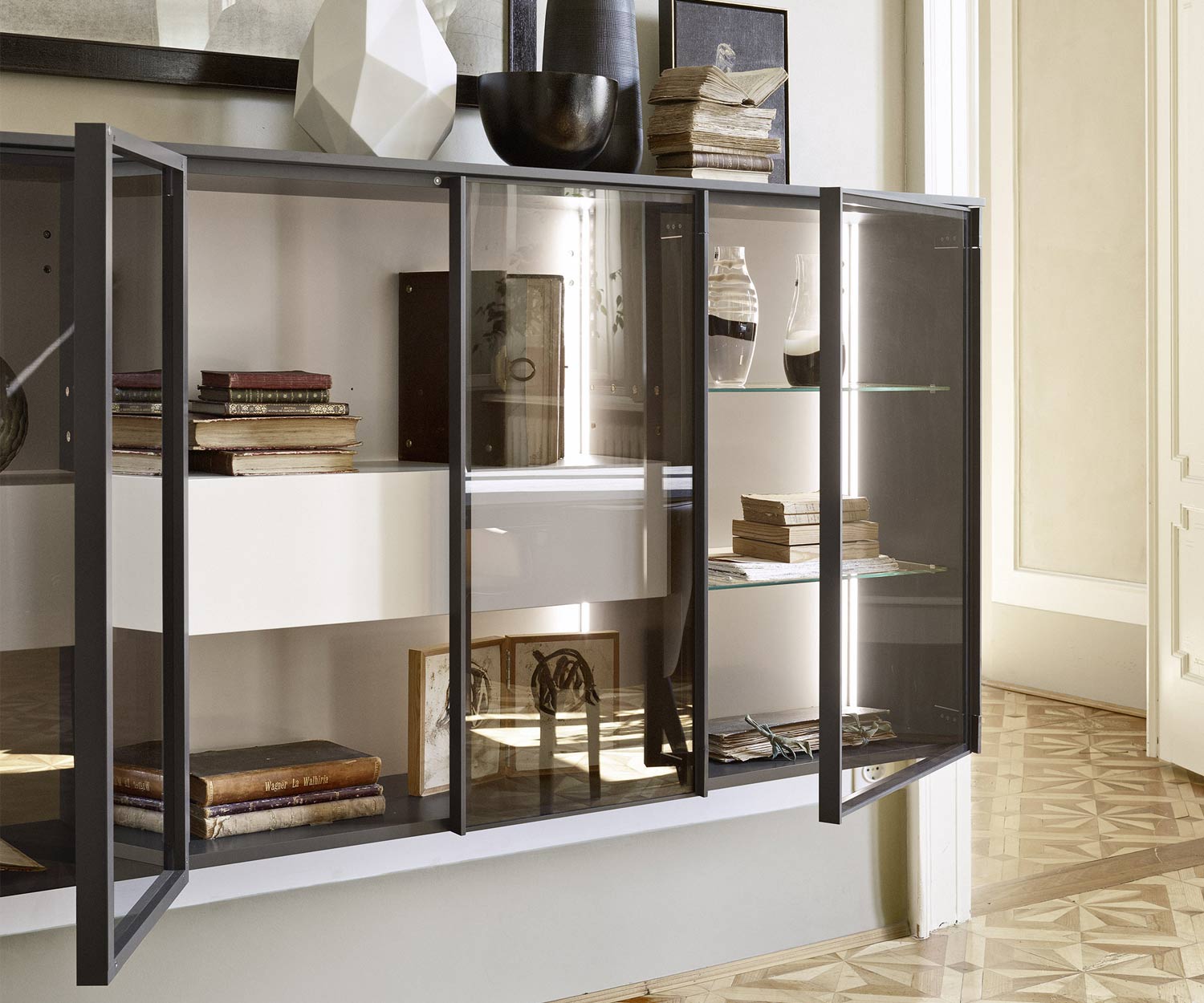 Exclusif suspendu Livitalia Vitrine en verre design marron mat Exclusif suspendu Livitalia Vitrine en verre design marron mat