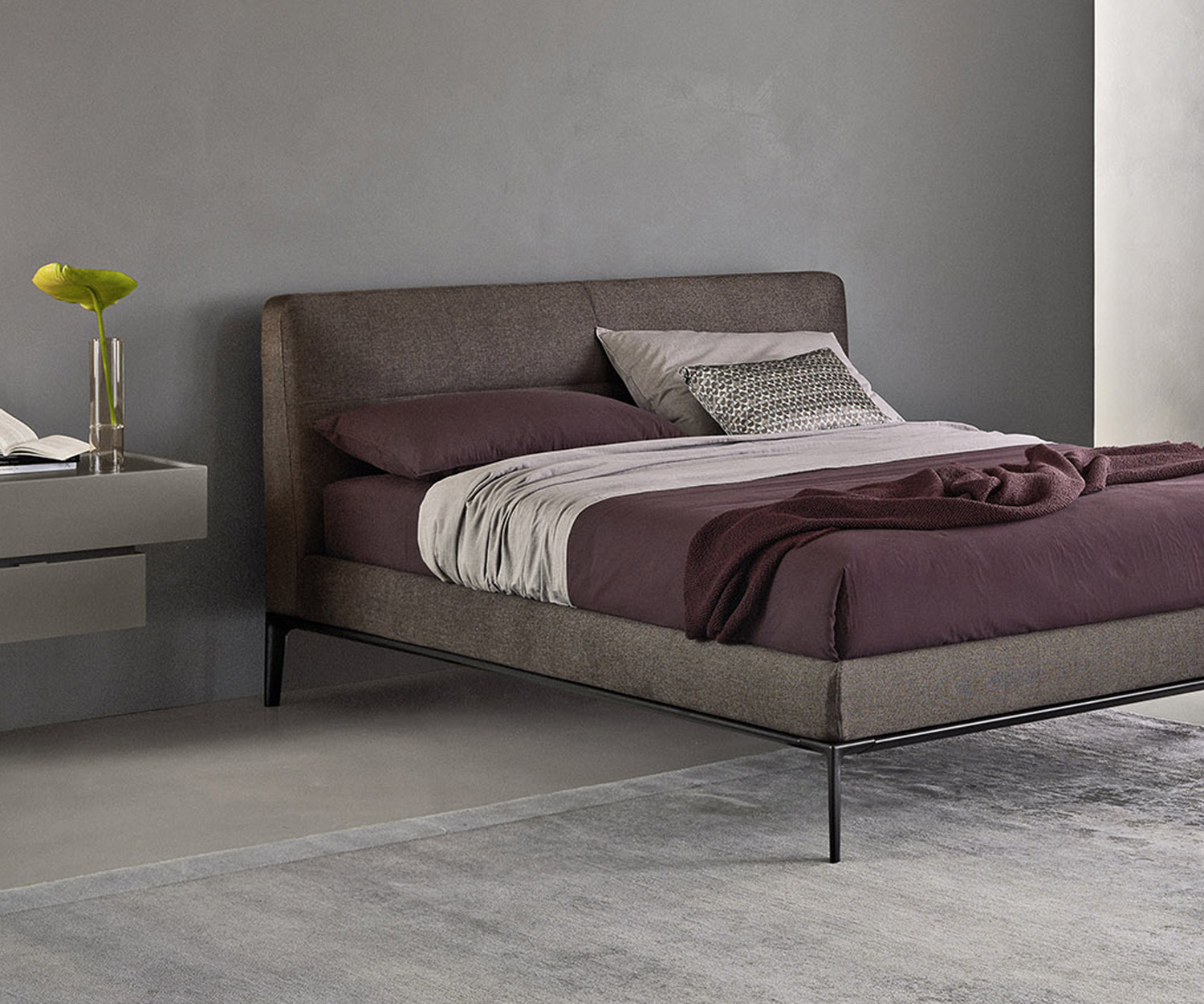 Confortable Livitalia Lit design Dorian sur pieds étroits Confortable Livitalia Lit design Dorian sur pieds étroits