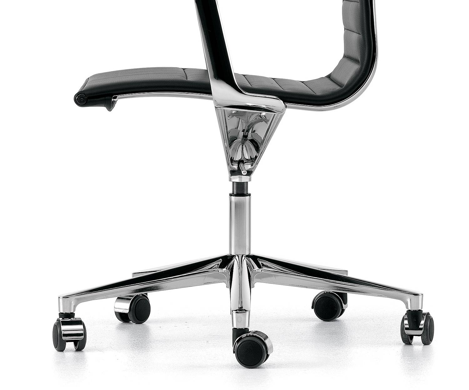 Haute qualité ICF Una Chair Management Chaise de bureau en aluminium chromé Haute qualité ICF Una Chair Management Chaise de bureau en aluminium chromé