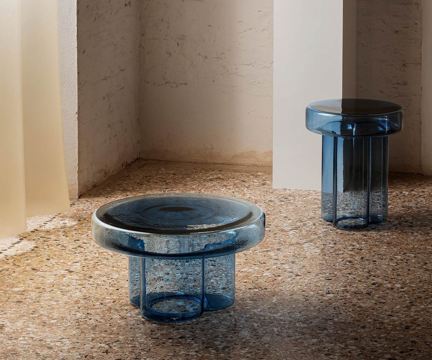 Miniforms Soda Design table basse verre bleu Miniforms Soda Design table basse verre bleu