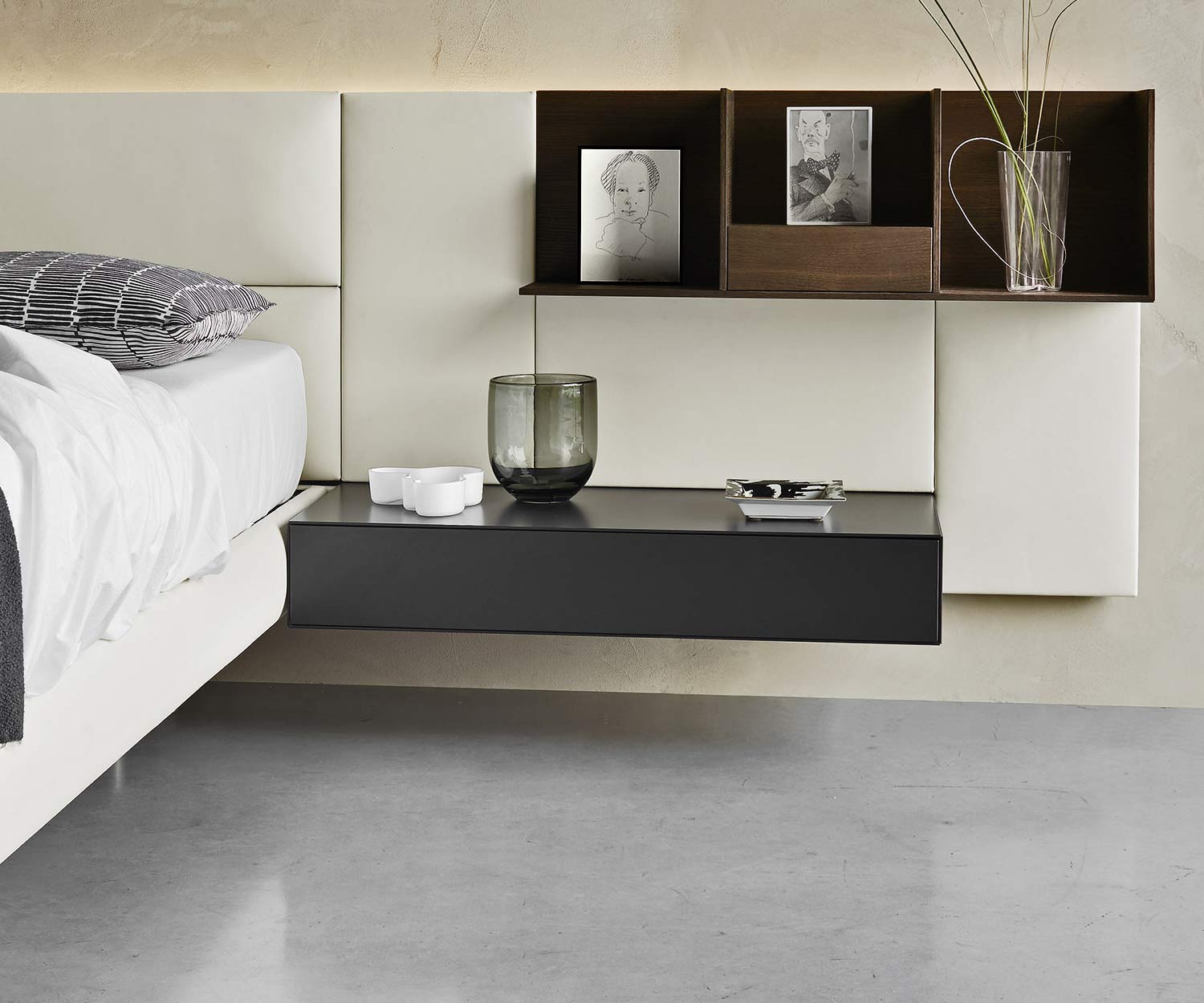 Table de nuit moderne Livitalia Design pour boxspring simple suspendu Table de nuit moderne Livitalia Design pour boxspring simple suspendu