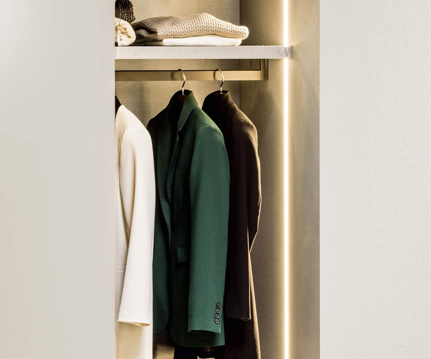 Livitalia Armoire Liscia portes battantes